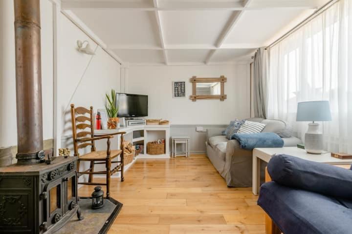 Dog Friendly Cottage 2 Mins To Beach With Hot Tub And Zappi Ev Lessingham Bagian luar foto