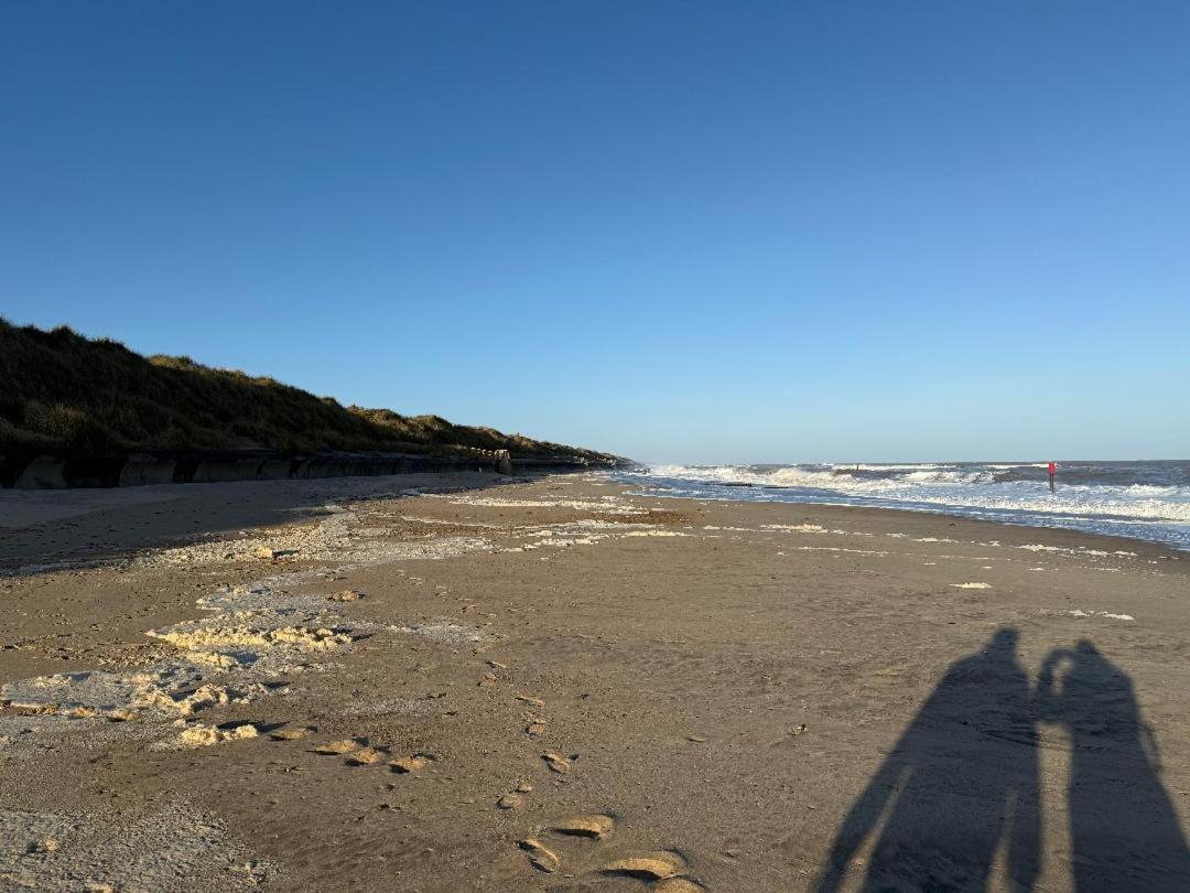 Dog Friendly Cottage 2 Mins To Beach With Hot Tub And Zappi Ev Lessingham Bagian luar foto